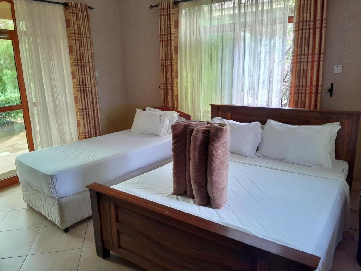 Mikumi Resort Hotel Quarto foto